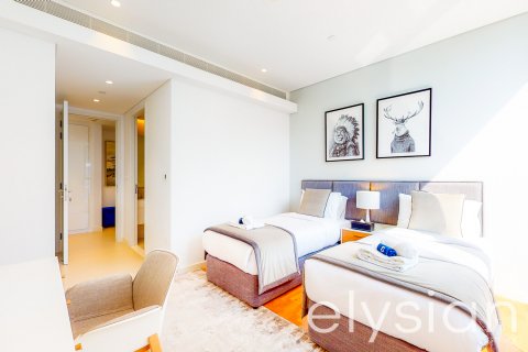 Apartment in Bluewaters, Dubai, UAE 2 bedrooms, 152 sq.m. № 586156 - photo 28