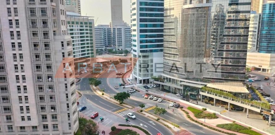 Pământ în Dubai Media City, Dubai, EAU 4972.26 mp.  №737042