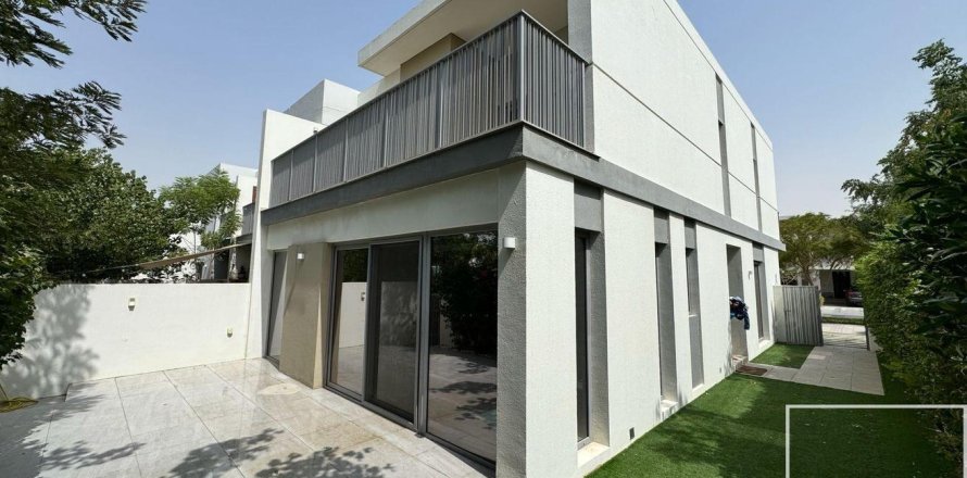 Kaupunkipientalo Tilal Al Ghaf, Dubai, Arabiemiraatit 4 makuuhuonetta, 205.22 m2 № 747688