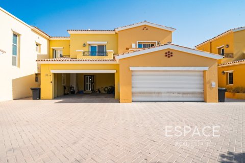 Villa till försäljning i Arabian Ranches, Dubai, UAE 2 sovrum, 237 kvm Nr. 649859 - fotografi 19