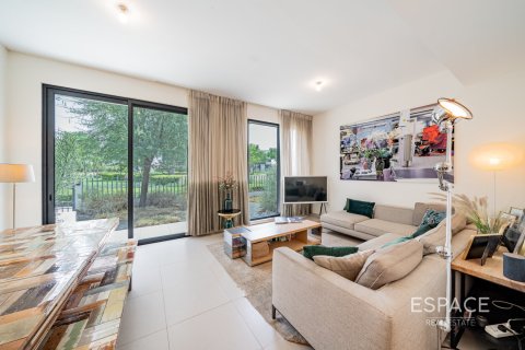 Villa till försäljning i Dubai Hills Estate, Dubai, UAE 4 sovrum, 230 kvm Nr. 649825 - fotografi 2