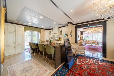 Villa till försäljning i Arabian Ranches, Dubai, UAE 6 sovrum, 480 kvm Nr. 649827 - fotografi 5