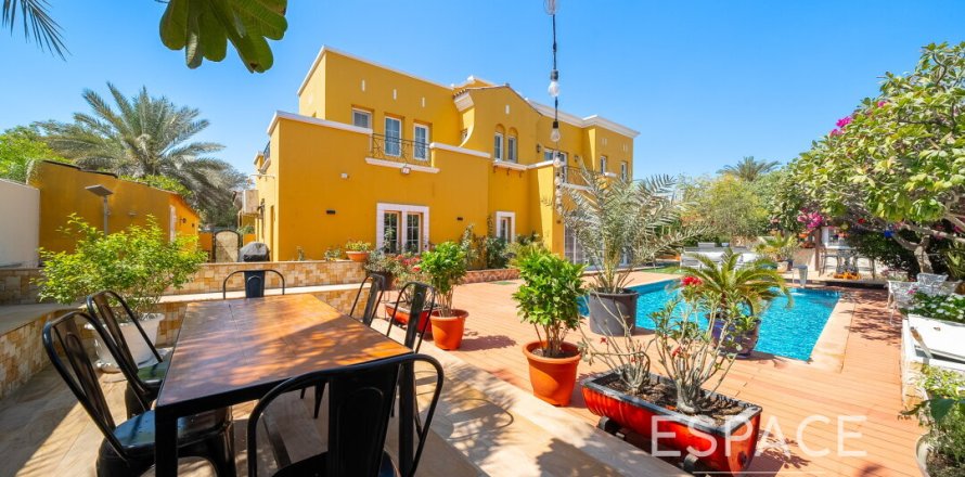 Villa i Arabian Ranches, Dubai, UAE 6 sovrum, 480 kvm Nr. 649827