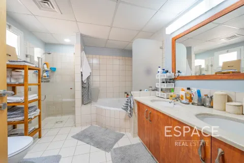 Vila u gradu Meadows, Dubai, UAE 5 spavaće sobe, 353 m2 Br. 649828 - Slika 12