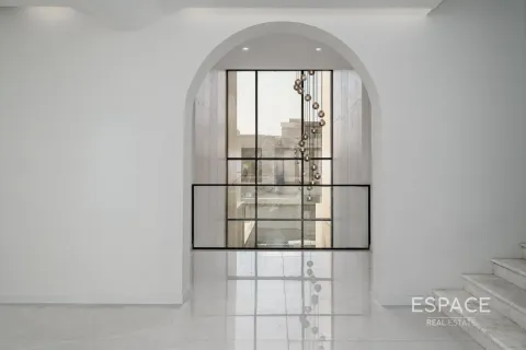 Vila u gradu Jumeirah Park, Dubai, UAE 6 spavaće sobe, 687 m2 Br. 649824 - Slika 9
