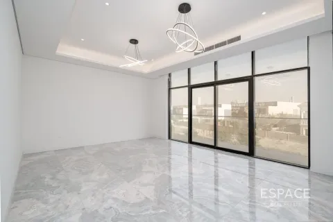 Vila u gradu Jumeirah Park, Dubai, UAE 6 spavaće sobe, 687 m2 Br. 649824 - Slika 15