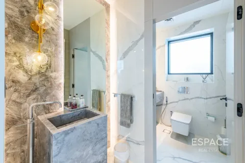 Villa til salgs i Palm Jumeirah, Dubai, Emiratene 4 soverom, 465 kvm Nr. 649858 - Foto 14