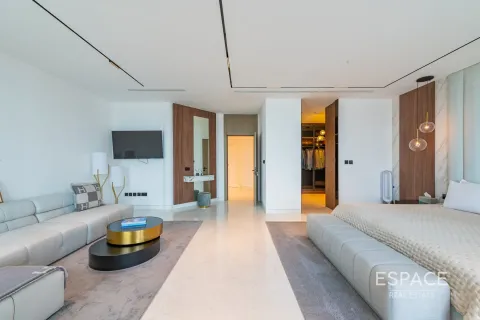 Villa til salgs i Palm Jumeirah, Dubai, Emiratene 4 soverom, 465 kvm Nr. 649858 - Foto 17