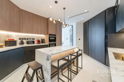 Villa til salgs i Palm Jumeirah, Dubai, Emiratene 4 soverom, 465 kvm Nr. 649858 - Foto 7