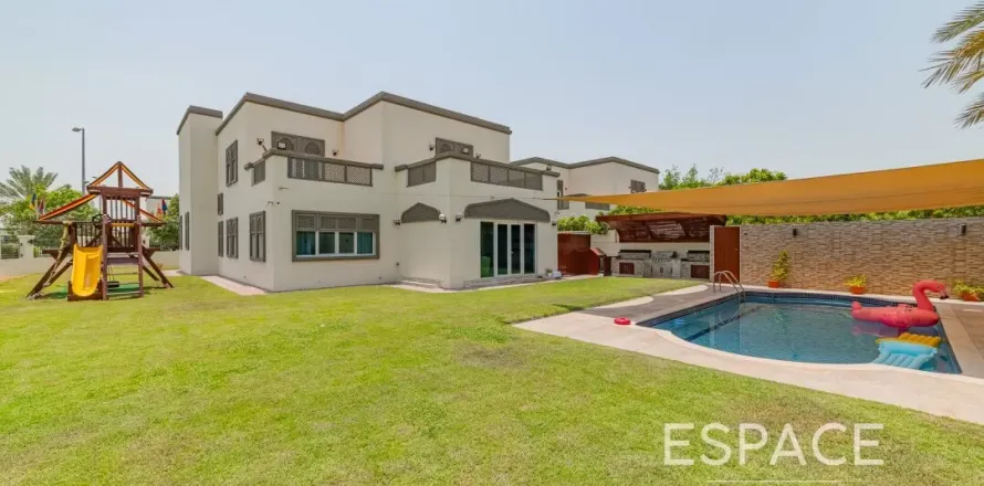 Villa sa Jumeirah Park, Dubai, UAE 4 silid-tulugan, 403 sq.m. № 649826