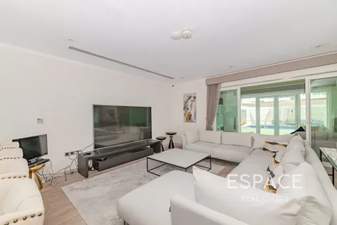 Villa sa Jumeirah Park, Dubai, UAE 4 silid-tulugan, 403 sq.m. № 649826 - larawan 4