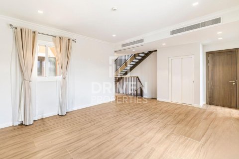 Vila di Jumeirah, Dubai, UAE 4 bilik tidur, 384.99 meter persegi № 744814 - foto 18