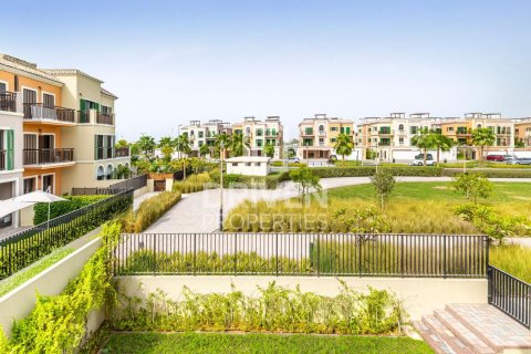 Vila di Jumeirah, Dubai, UAE 4 bilik tidur, 384.99 meter persegi № 744814 - foto 29