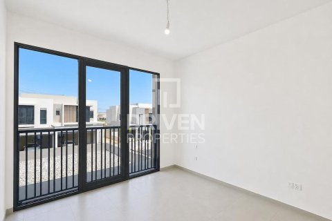 Villa sa Jebel Ali, Dubai, UAE 4 silid-tulugan, 252.05 sq.m. № 744809 - larawan 13