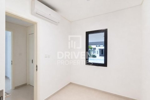 Villa sa Jebel Ali, Dubai, UAE 4 silid-tulugan, 252.05 sq.m. № 744809 - larawan 12