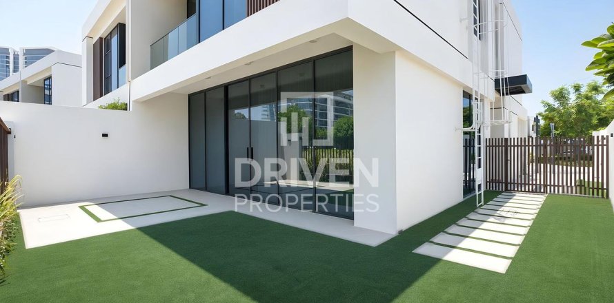Ridamaja asukohaga Mohammed Bin Rashid City, Dubai, AÜE: 4 magamistoaga, 312.25 m² Nr 744813