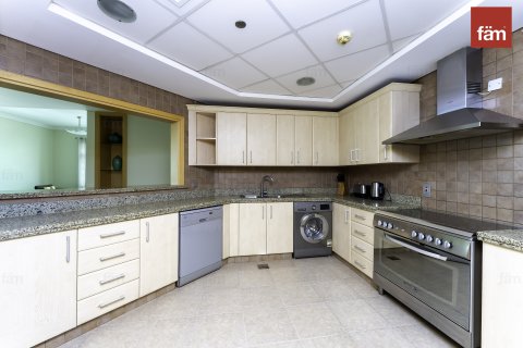 Apartmán v Palm Jumeirah, Dubai, SAE 5 spální, 209.6 m2 č. 682147 - Fotografia 14