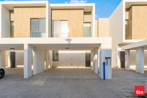 Üürile anda villa asukohaga Dubai, AÜE: 3 magamistoaga, 174 m² Nr 682145 - pilt 1