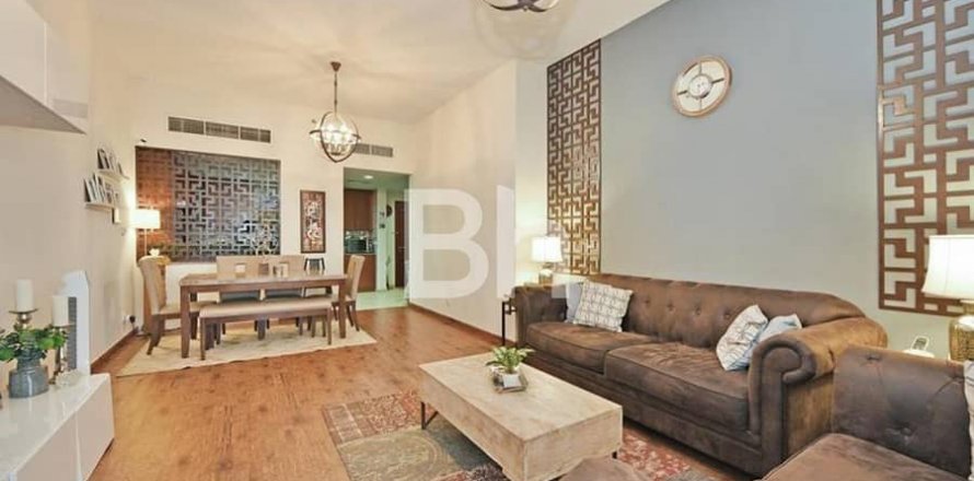 Квартира в Motor City, Дубай, ОАЭ 2 спальни, 177м2 № 614808