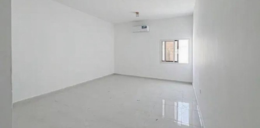 Villa in Al Wasl, Dubai, UAE 7 bedrooms, 929 sq.m. № 645918