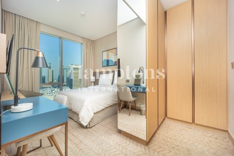 Apartament de închiriat în Downtown Dubai (Downtown Burj Dubai), Dubai, EAU 3 dormitoare, 141.23021157 mp.  №693785 - poză 22