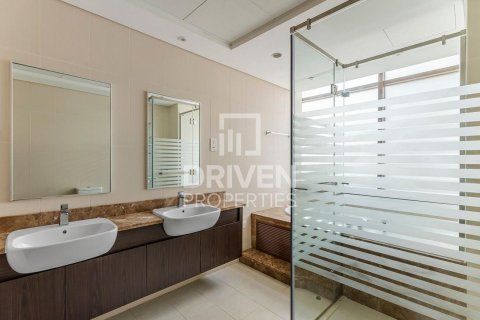 Townhouse til leje i Meydan, Dubai, UAE 4 soveværelser, 218.04 kvm № 754225 - foto 20