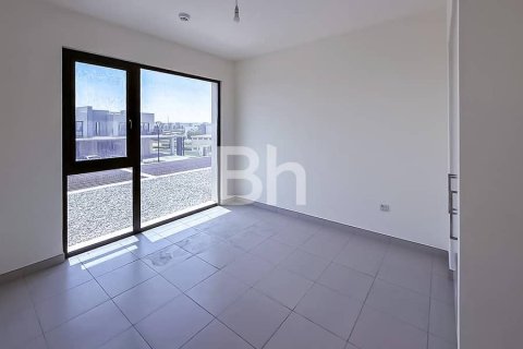 Снять в аренду таунхаус в Dubai South (Dubai World Central), Дубай, ОАЭ 4 спальни, 281м2, № 614822 - фото 4