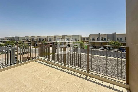 Снять в аренду таунхаус в Dubai South (Dubai World Central), Дубай, ОАЭ 4 спальни, 281м2, № 614822 - фото 3