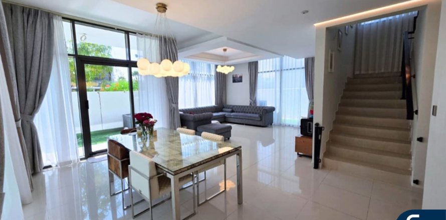 Villa asukohaga DAMAC Hills (Akoya by DAMAC), Dubai, AÜE: 6 magamistoaga, 322 m² Nr 697770