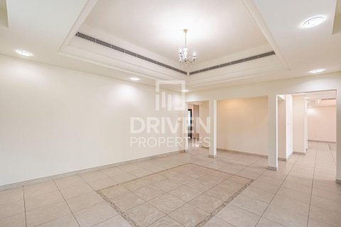 ویلا برای اجاره در Dubai Sports City، Dubai، امارات متحده عربی 5 خوابه ، 542 متر مربع ، شماره 684576 - تصویر 6