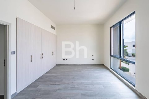 Снять в аренду виллу на Остров Яс, Абу-Даби, ОАЭ 3 спальни, 375м2, № 616963 - фото 4