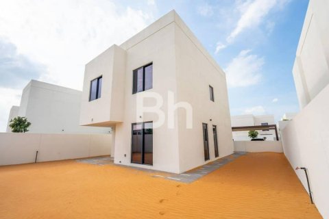 Снять в аренду виллу на Остров Яс, Абу-Даби, ОАЭ 3 спальни, 375м2, № 616963 - фото 1
