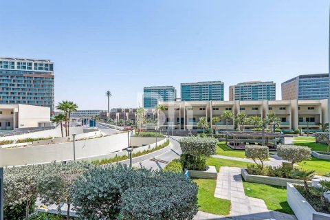 Снять в аренду квартиру в Al Raha Beach, Абу-Даби, ОАЭ 3 спальни, 181м2, № 616964 - фото 9