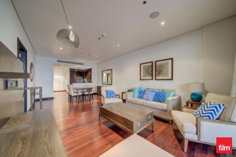 Apartmen di Palm Jumeirah, Dubai, UAE 1 bilik tidur, 107.6 meter persegi № 691375 - foto 3