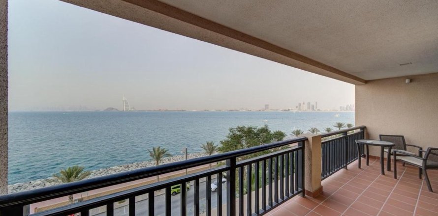 Apartmen di Palm Jumeirah, Dubai, UAE 1 bilik tidur, 107.6 meter persegi № 691375