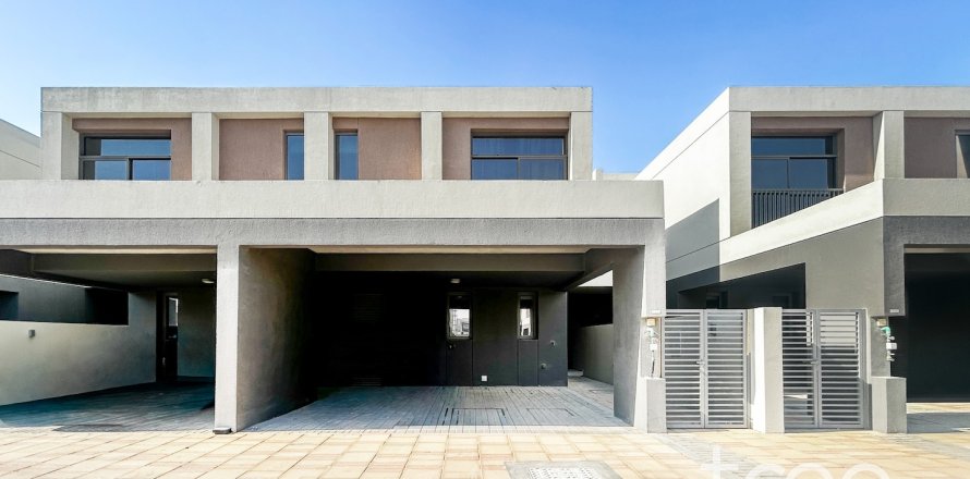 Villa in Dubai South (Dubai World Central), UAE 3 bedrooms, 239.97 sq.m. № 733252