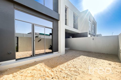 Villa in Dubai South (Dubai World Central), UAE 3 bedrooms, 239.97 sq.m. № 733252 - photo 2
