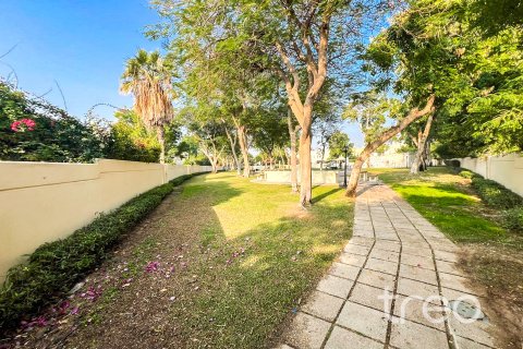 Villa til salgs i The Springs, Dubai, Emiratene 2 soverom, 153.01 kvm Nr. 733254 - Foto 4