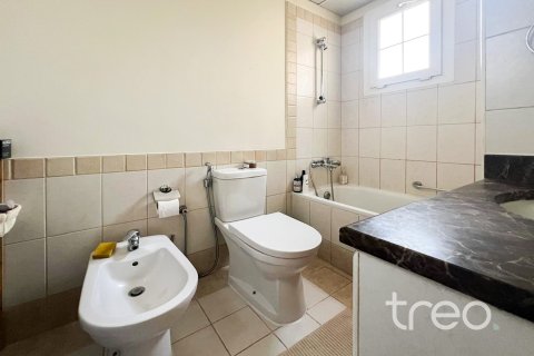 Villa til salgs i The Springs, Dubai, Emiratene 2 soverom, 153.01 kvm Nr. 733254 - Foto 6