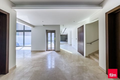 Vila v Dubai, SAE 4 ložnice, 637.8 m² Č.: 555877 - fotografie 5
