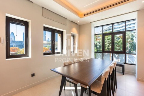 Apartment til salg i Downtown Dubai (Downtown Burj Dubai), Dubai, UAE 2 soveværelser, 139.26 kvm № 744211 - foto 23