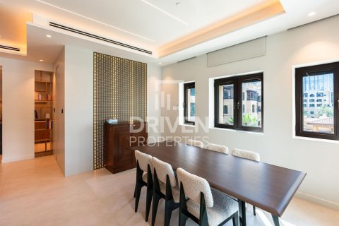 Apartment til salg i Downtown Dubai (Downtown Burj Dubai), Dubai, UAE 2 soveværelser, 139.26 kvm № 744211 - foto 22