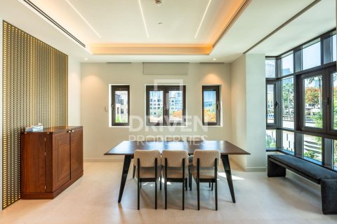 Apartment til salg i Downtown Dubai (Downtown Burj Dubai), Dubai, UAE 2 soveværelser, 139.26 kvm № 744211 - foto 9