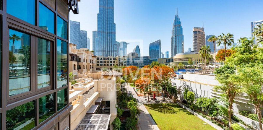 Apartment i Downtown Dubai (Downtown Burj Dubai), Dubai, UAE 2 soveværelser, 139.26 kvm № 744211