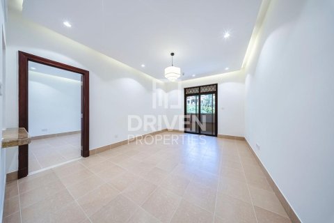 Byt v Downtown Dubai (Downtown Burj Dubai), SAE 2 ložnice, 124.03 m² Č.: 744210 - fotografie 3