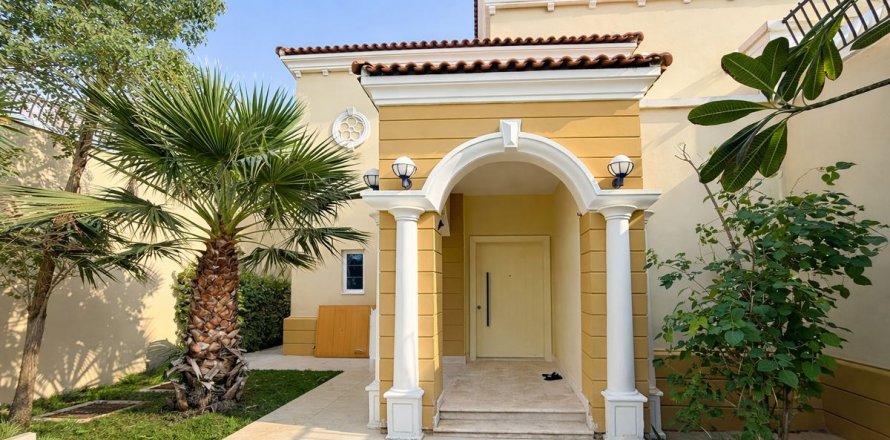 Huvila Jumeirah Park, Dubai, Arabiemiraatit 4 makuuhuonetta, 642 m2 № 701486