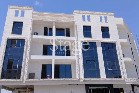 Müüa maa asukohaga Tilal City, Sharjah, AÜE: 697 m² Nr 737442 - pilt 2