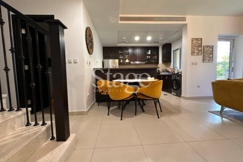 Villa in Serena, Dubai, UAE 3 bedrooms, 186 sq.m. № 737441 - photo 2