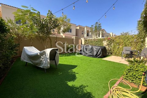 Villa in Serena, Dubai, UAE 3 bedrooms, 186 sq.m. № 737441 - photo 6