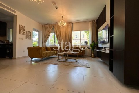 Villa in Serena, Dubai, UAE 3 bedrooms, 186 sq.m. № 737441 - photo 4